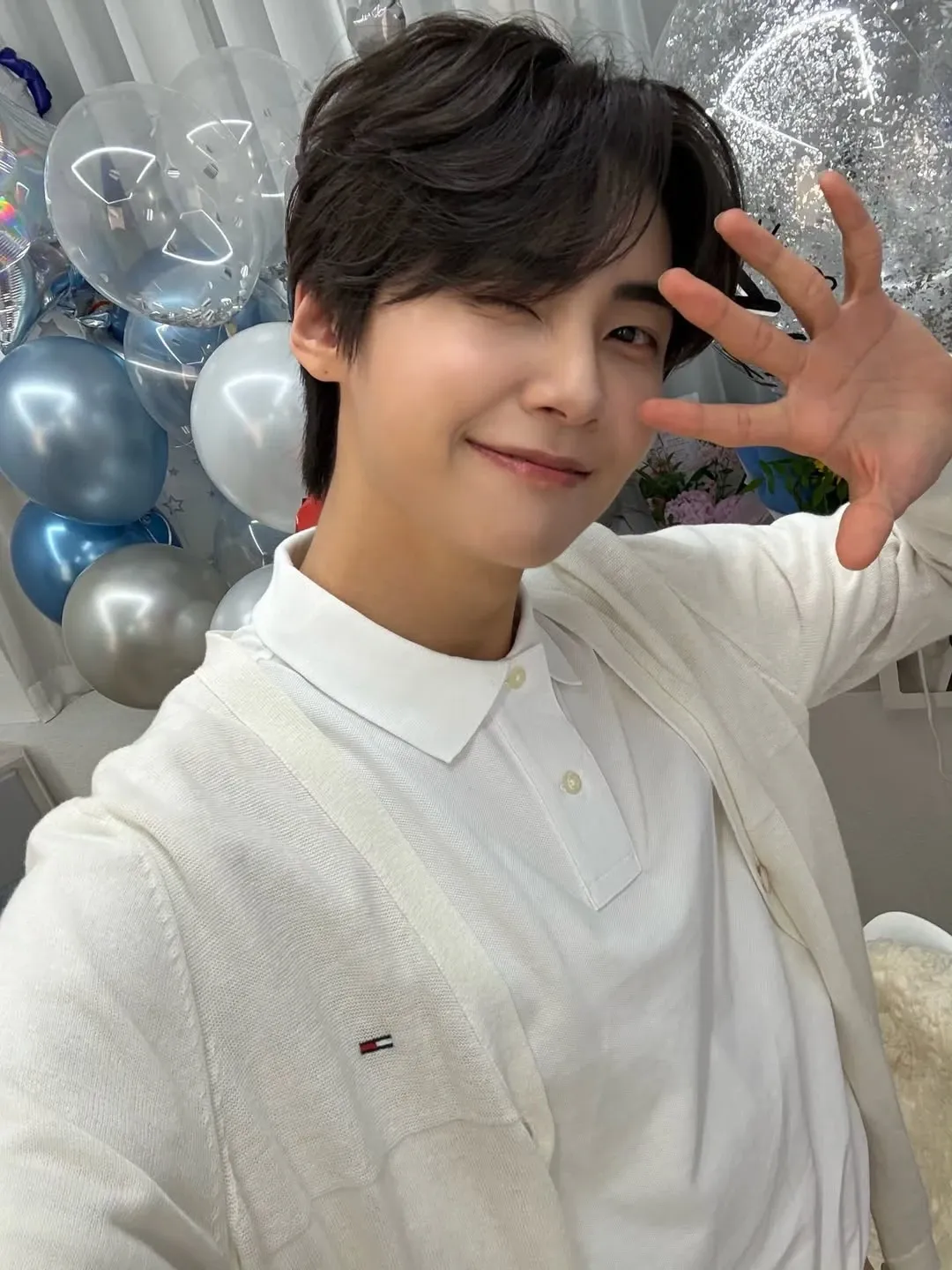 Recent activity shot of Lee Jinhyuk