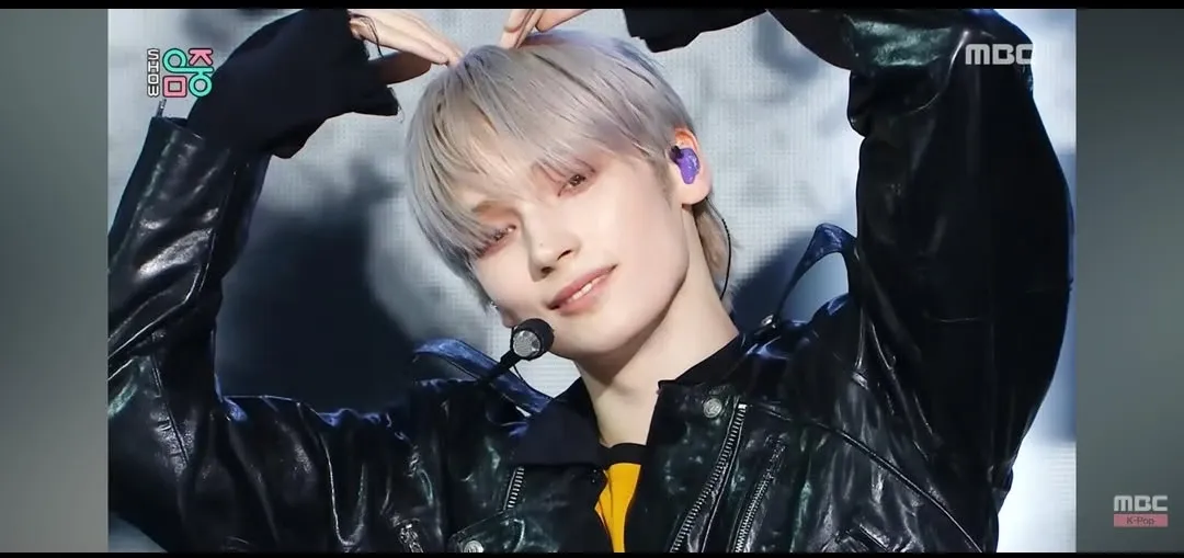 A moment captured by HueningKai (TOMORROW X TOGETHER)'s fan