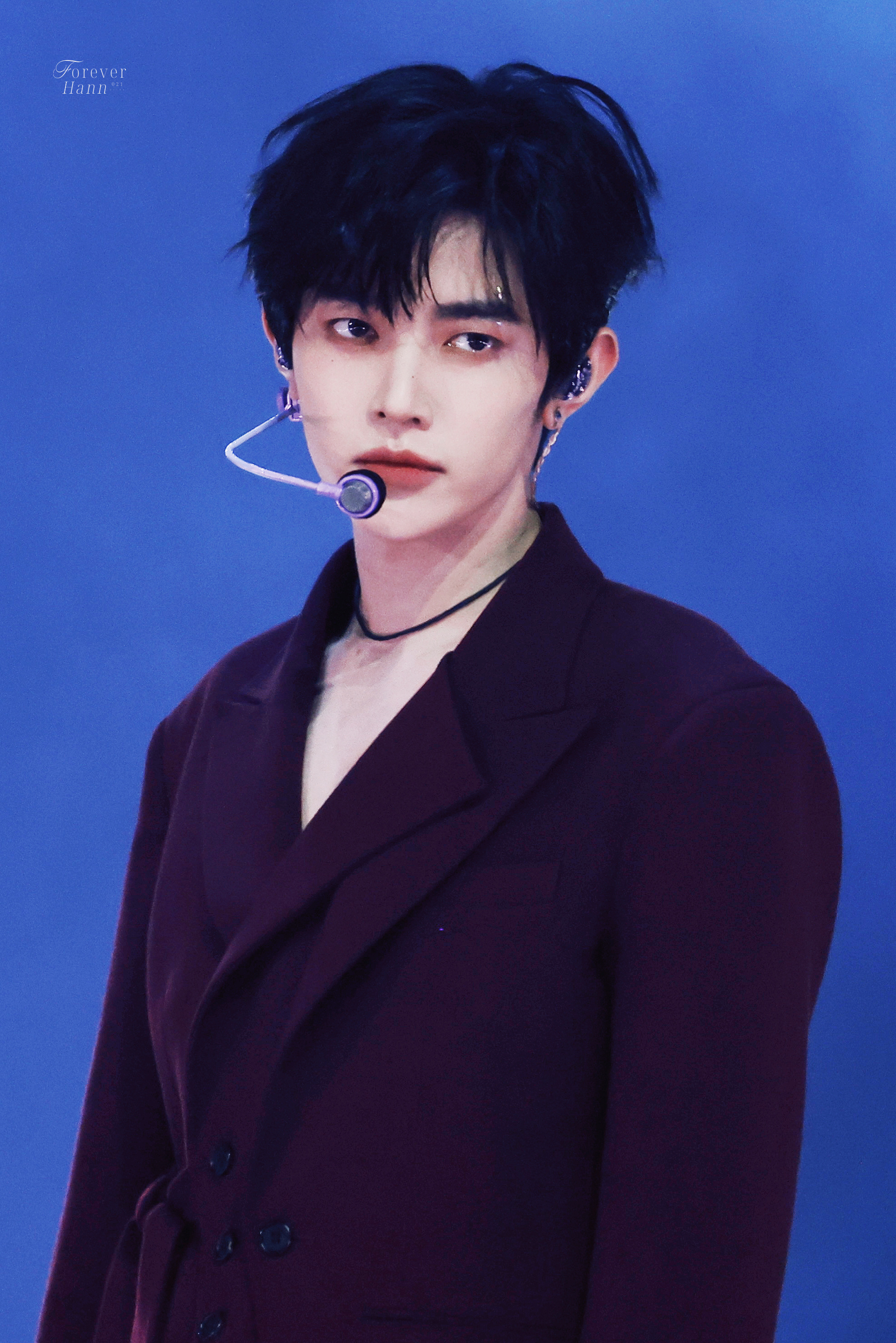 A moment captured by Zhang Hao (ZEROBASEONE)'s fan