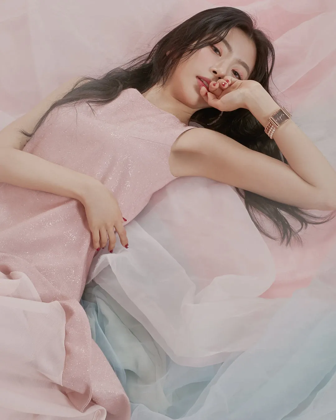 Latest photo of JI U (DREAMCATCHER)