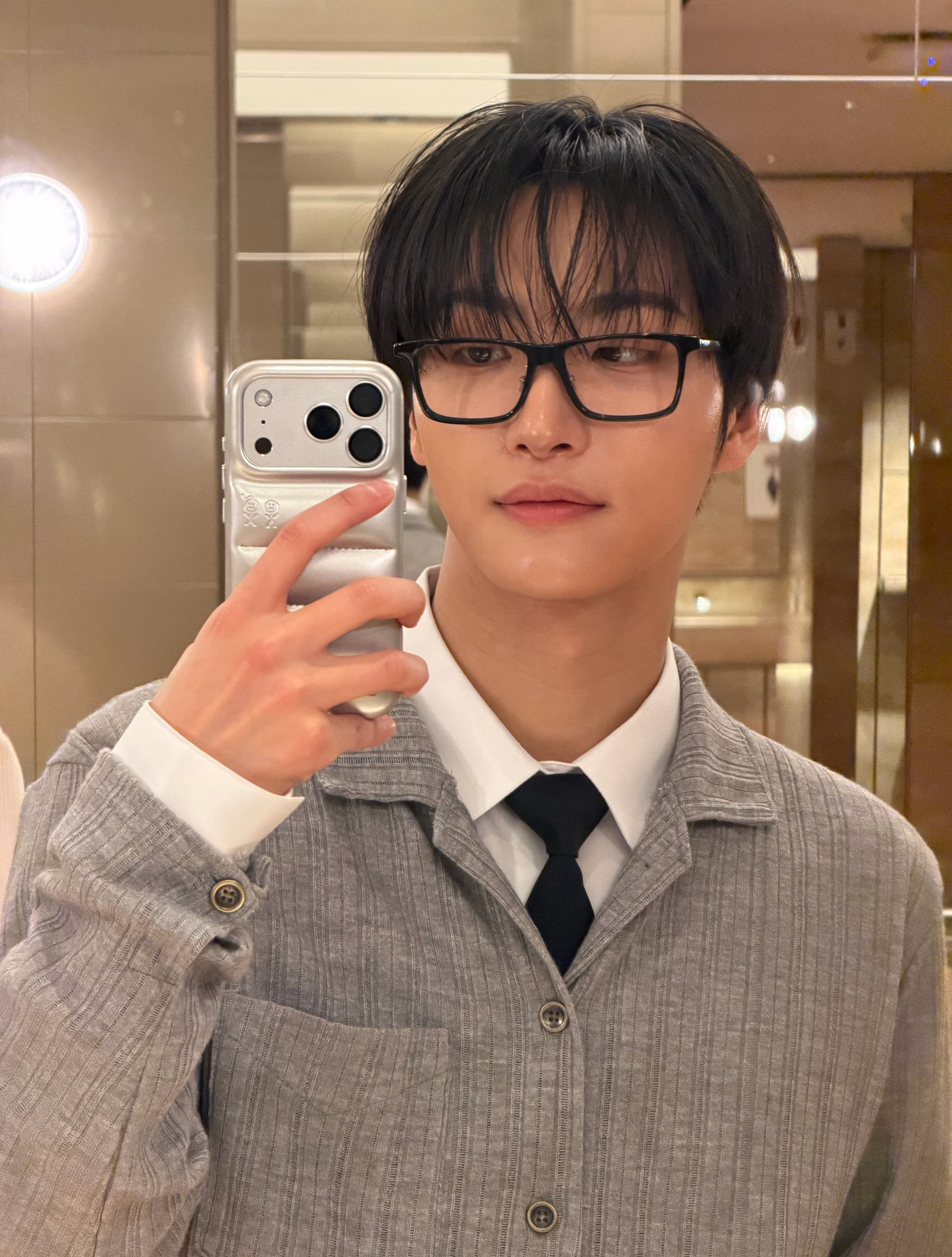 星和 (ATEEZ)的最新照片