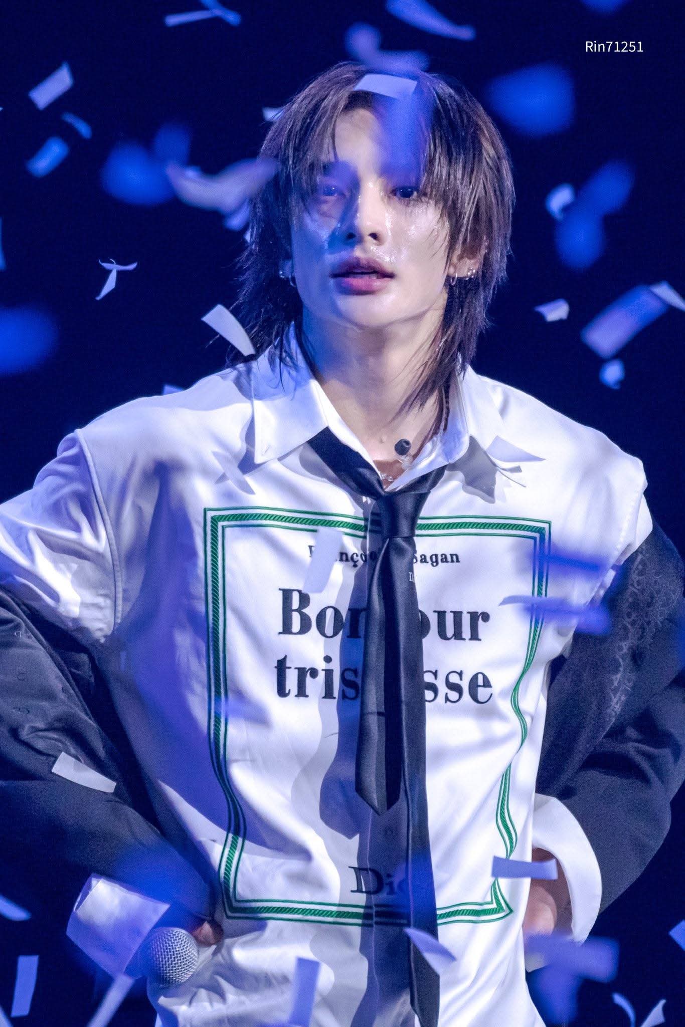 A moment captured by Hyunjin (Stray Kids)'s fan