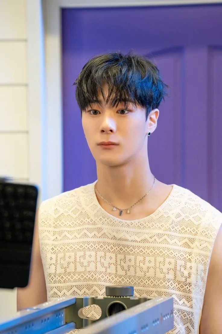 Recent activity shot of Moonbin (ASTRO)