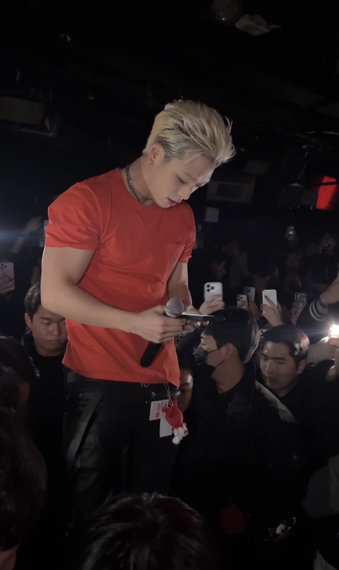 Latest photo of BOBBY (iKON)