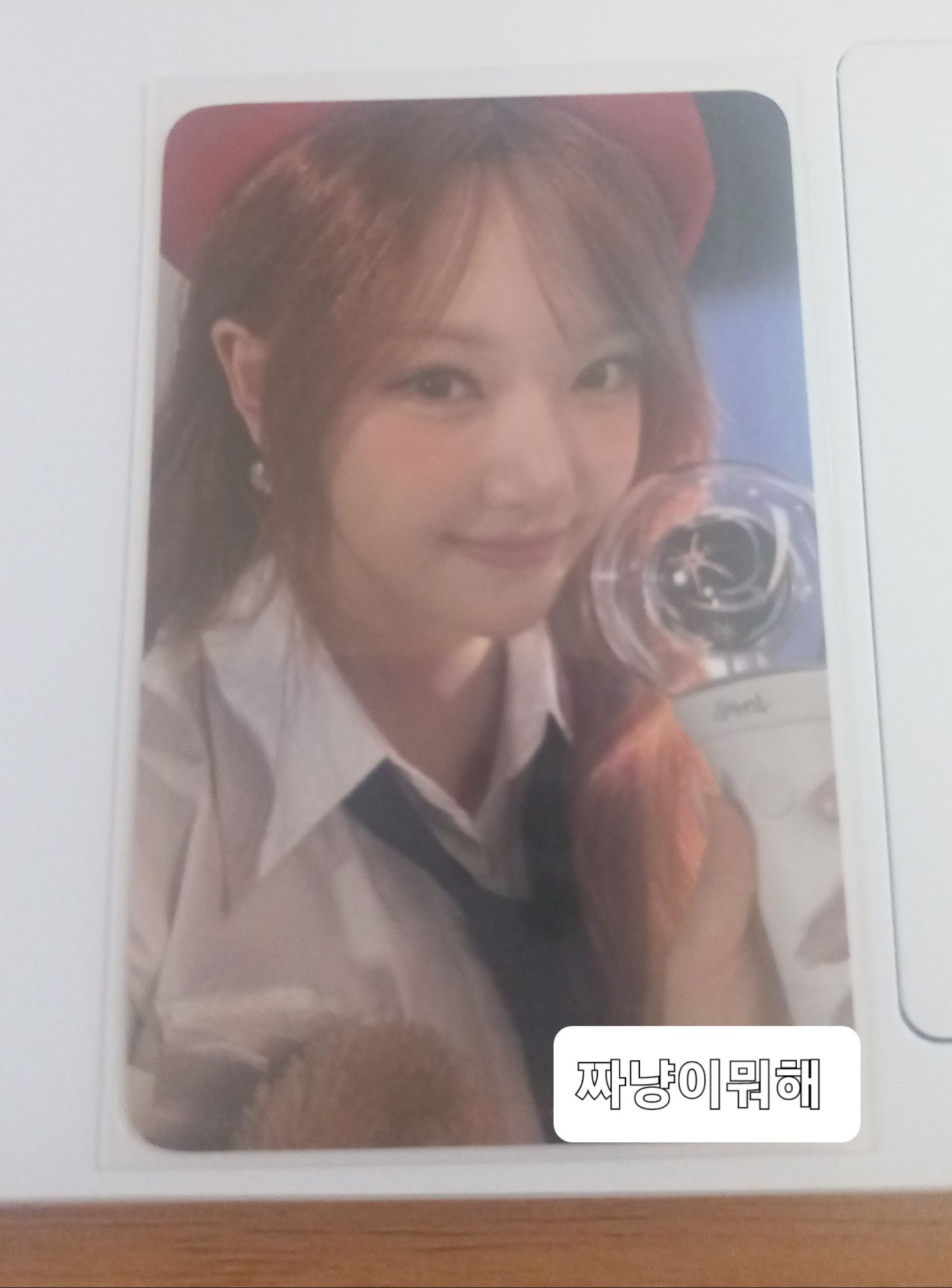 ウナ (GFRIEND, VIVIZ)の最新写真