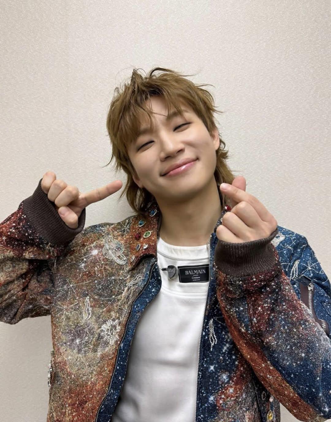 大声 (BIGBANG)的最新照片