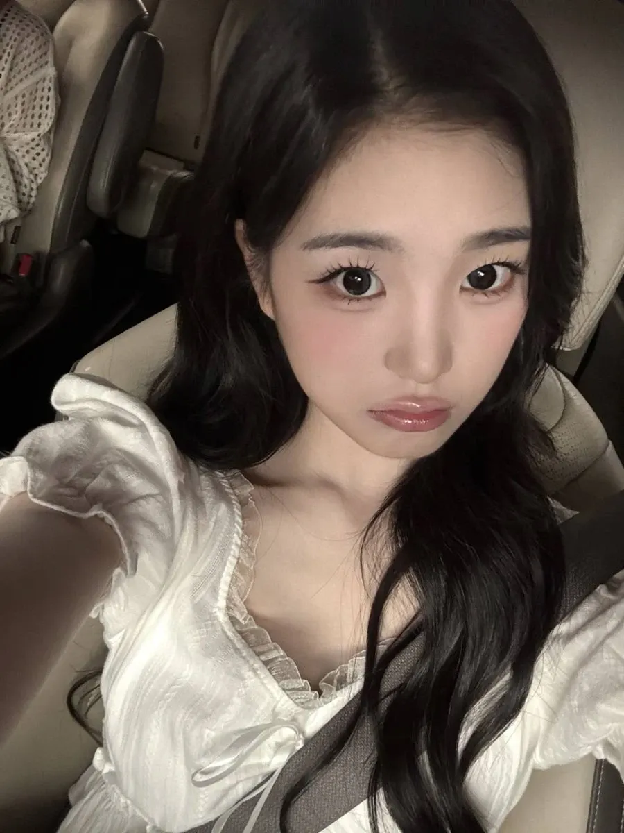 A moment captured by tripleS's fan