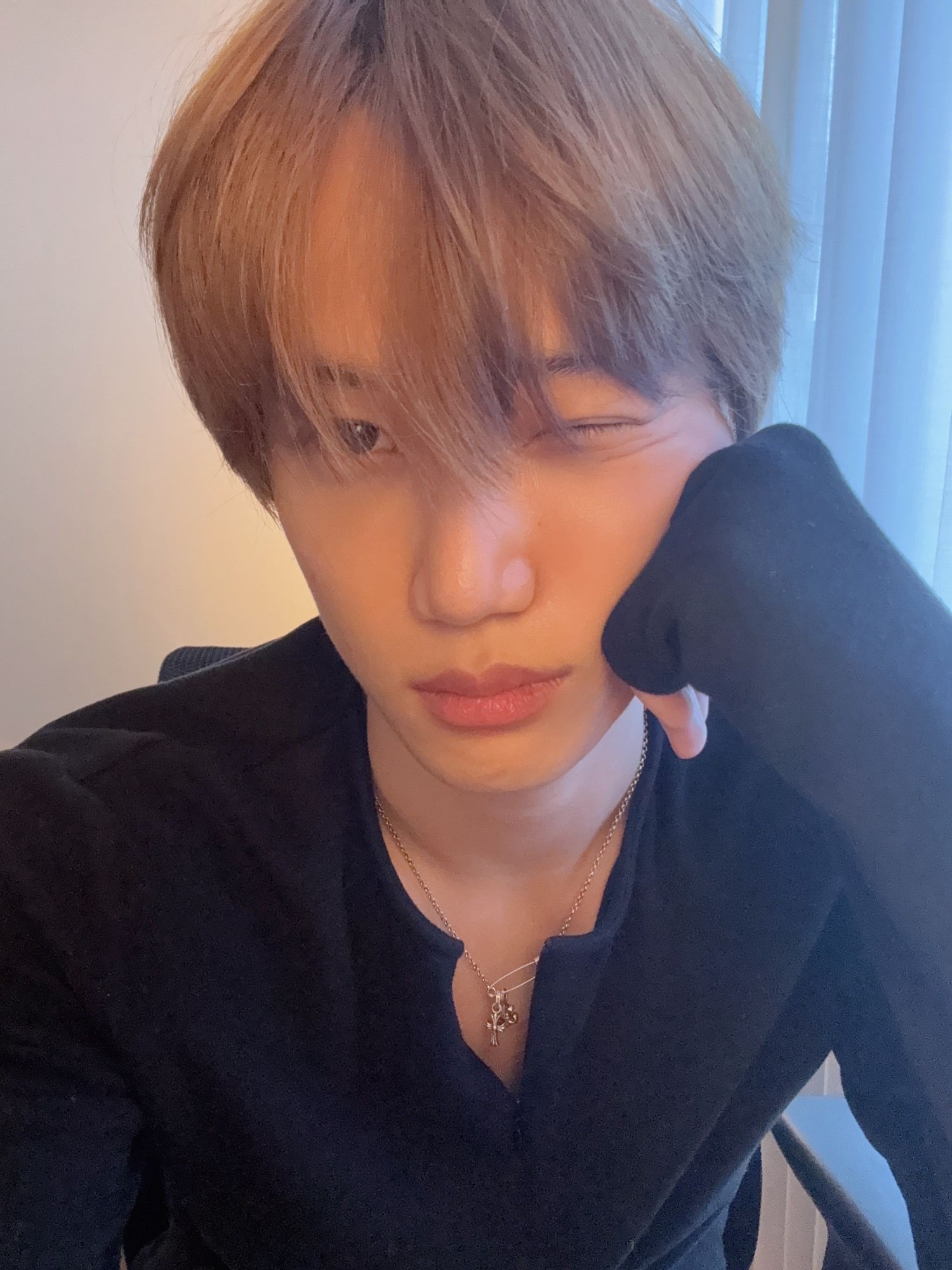 Potret di balik layar Kai (EXO)