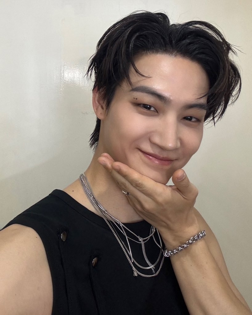 Foto aktivitas terbaru JAY B (GOT7)