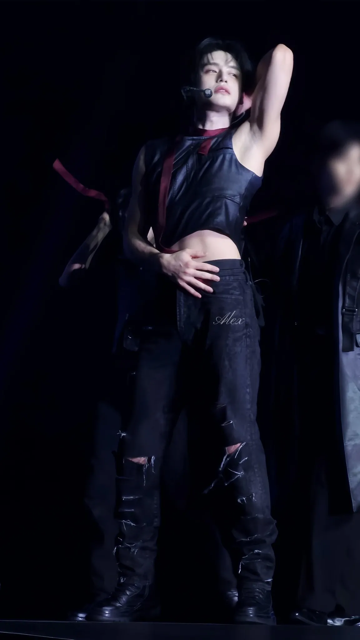 Today's most popular wallpaper in the Kim Jiwoong (ZEROBASEONE) community