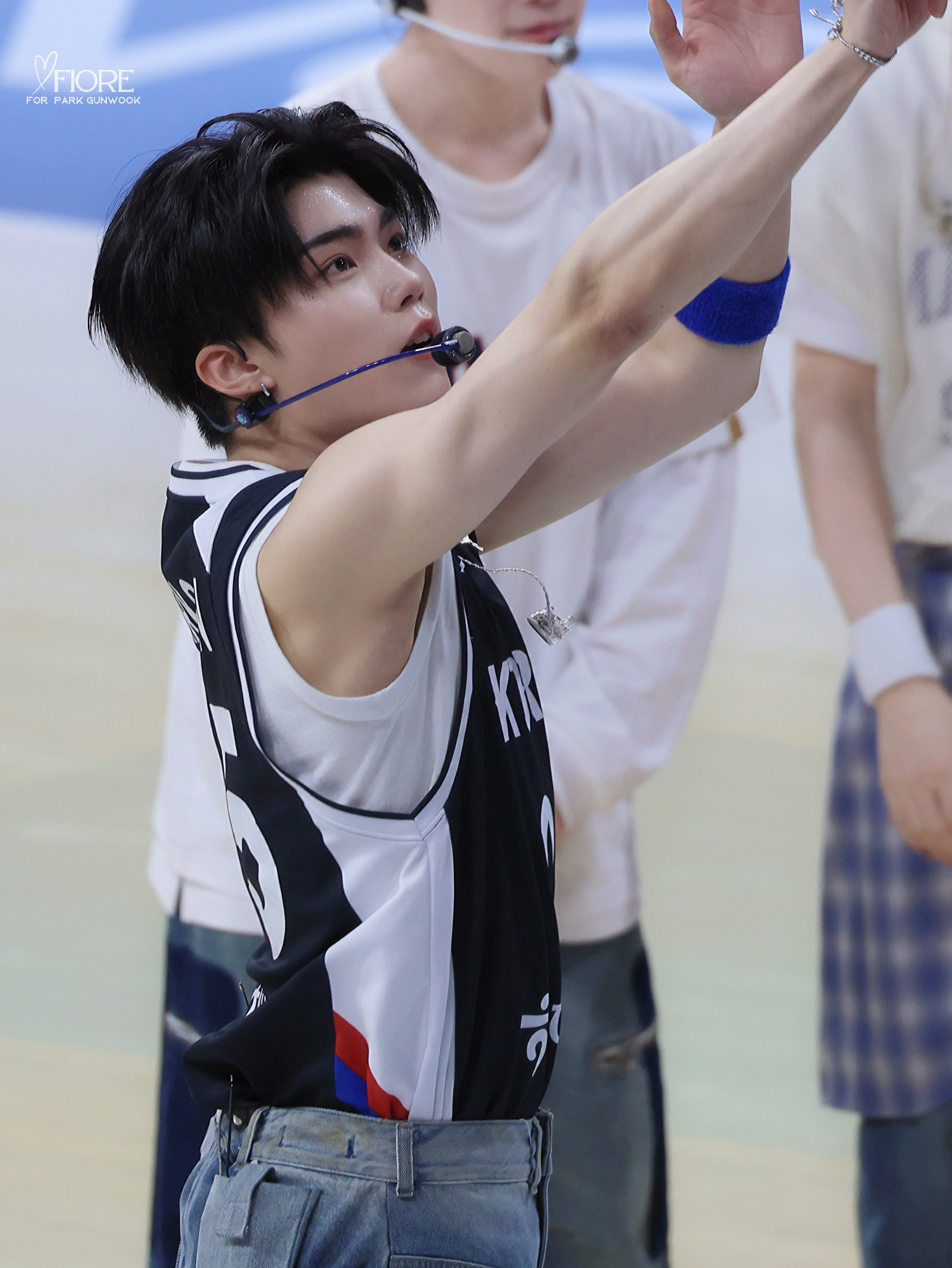 Recent activity shot of Park Gunwook (ZEROBASEONE)