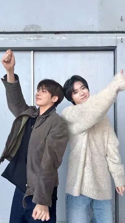 A moment captured by TOMORROW X TOGETHER's fan