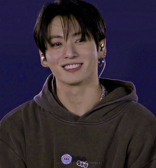 Momen yang diabadikan oleh penggemar Jungkook (BTS)