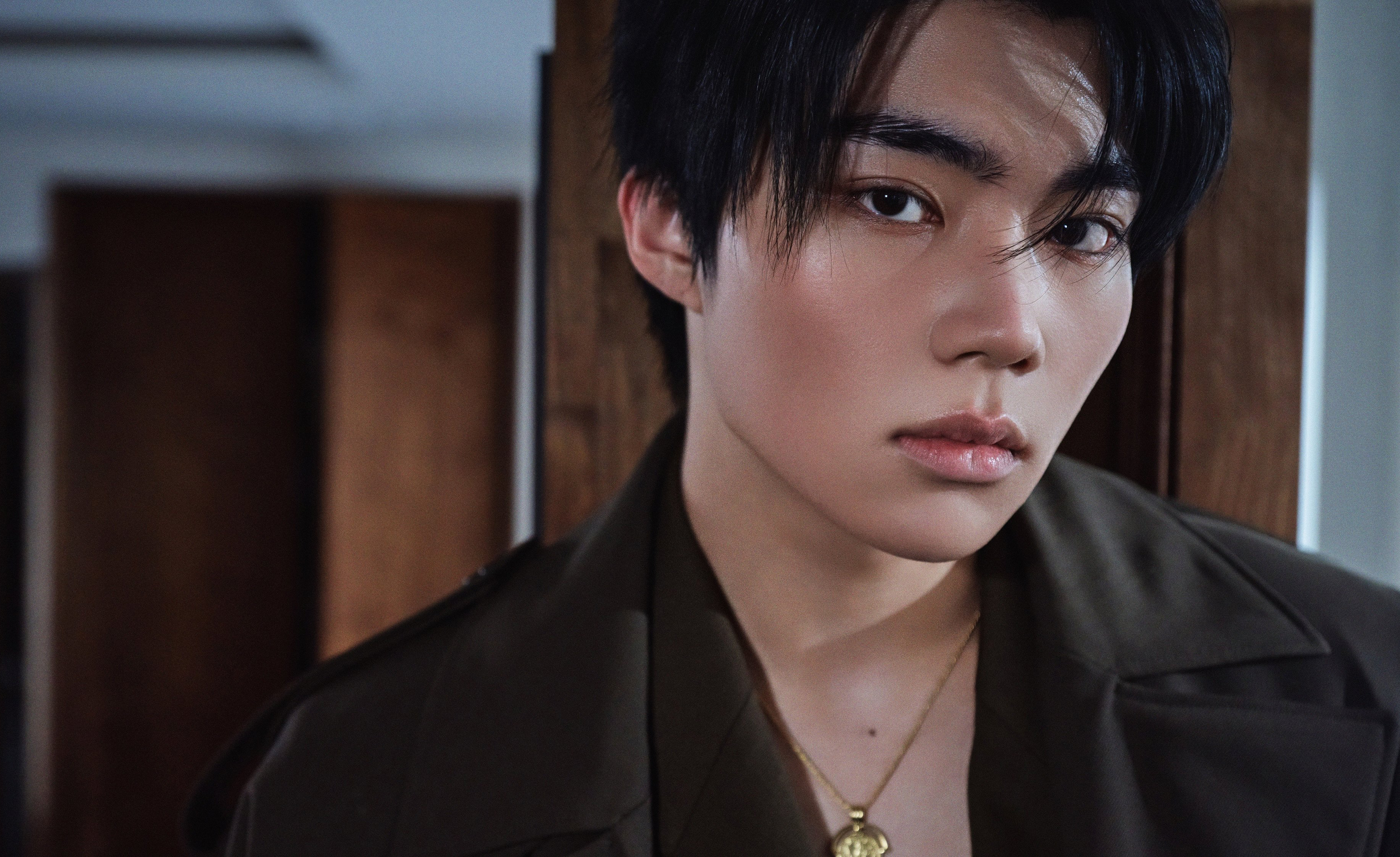 Recent activity shot of Park Gunwook (ZEROBASEONE)