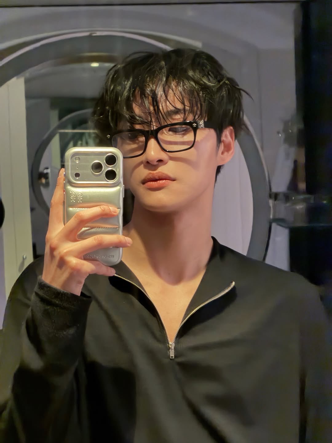Latest photo of Seonghwa (ATEEZ)