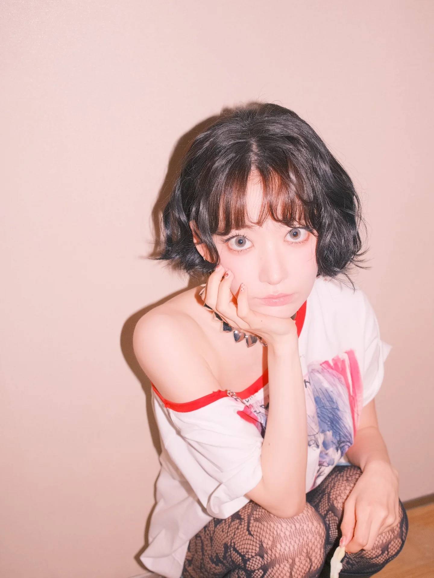 Recent activity shot of Sakura (LE SSERAFIM)