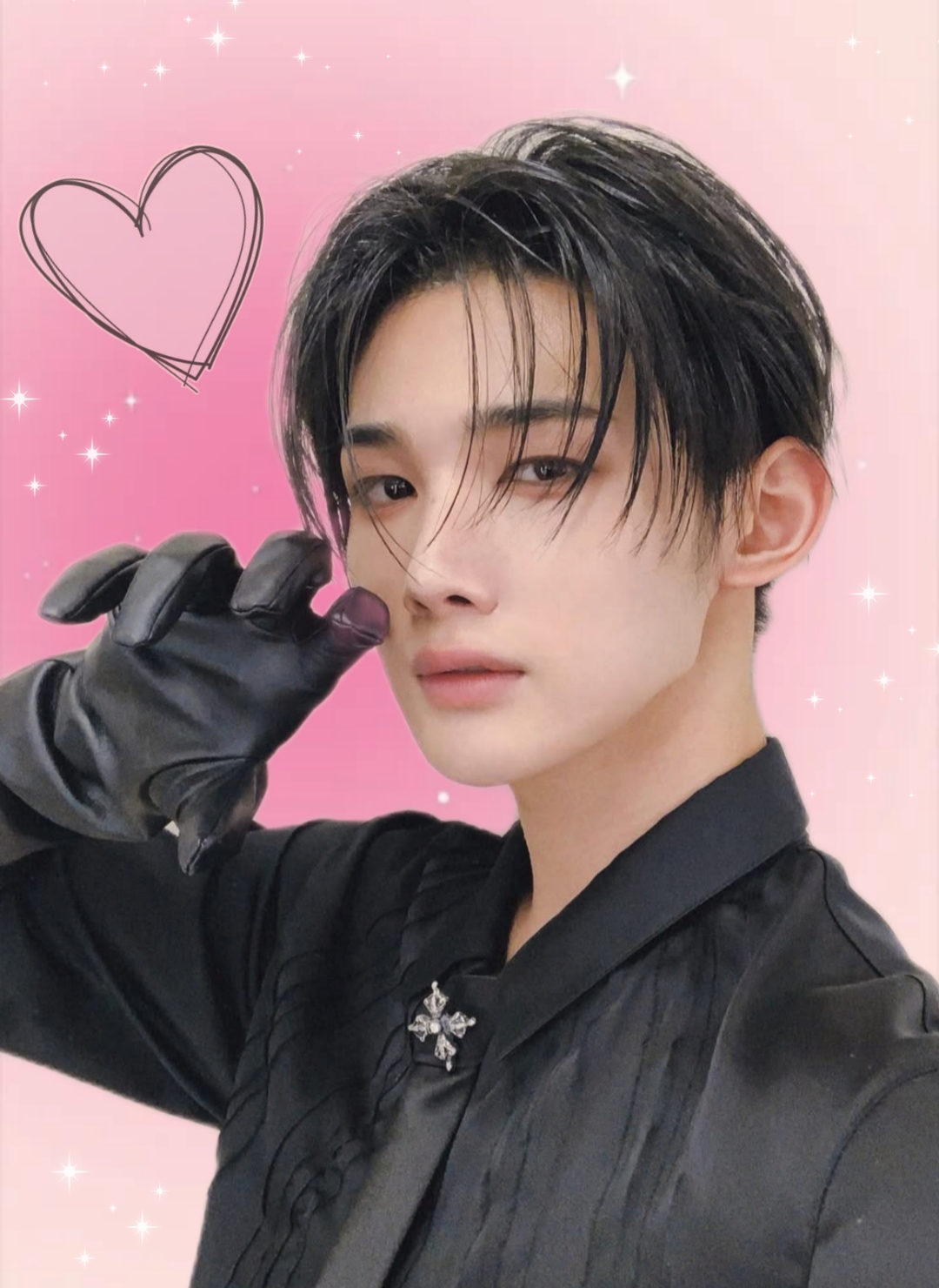 Recent activity shot of Jo (&TEAM)