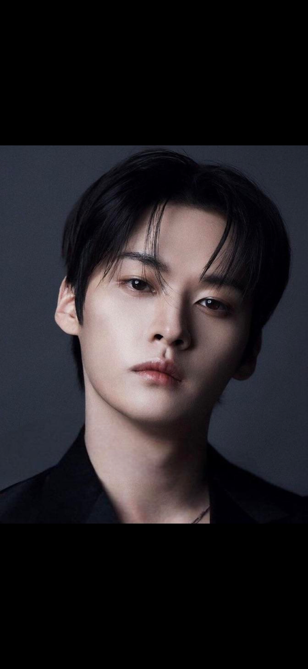 A heartfelt wallpaper shared by Lee Know (Stray Kids)'s fans