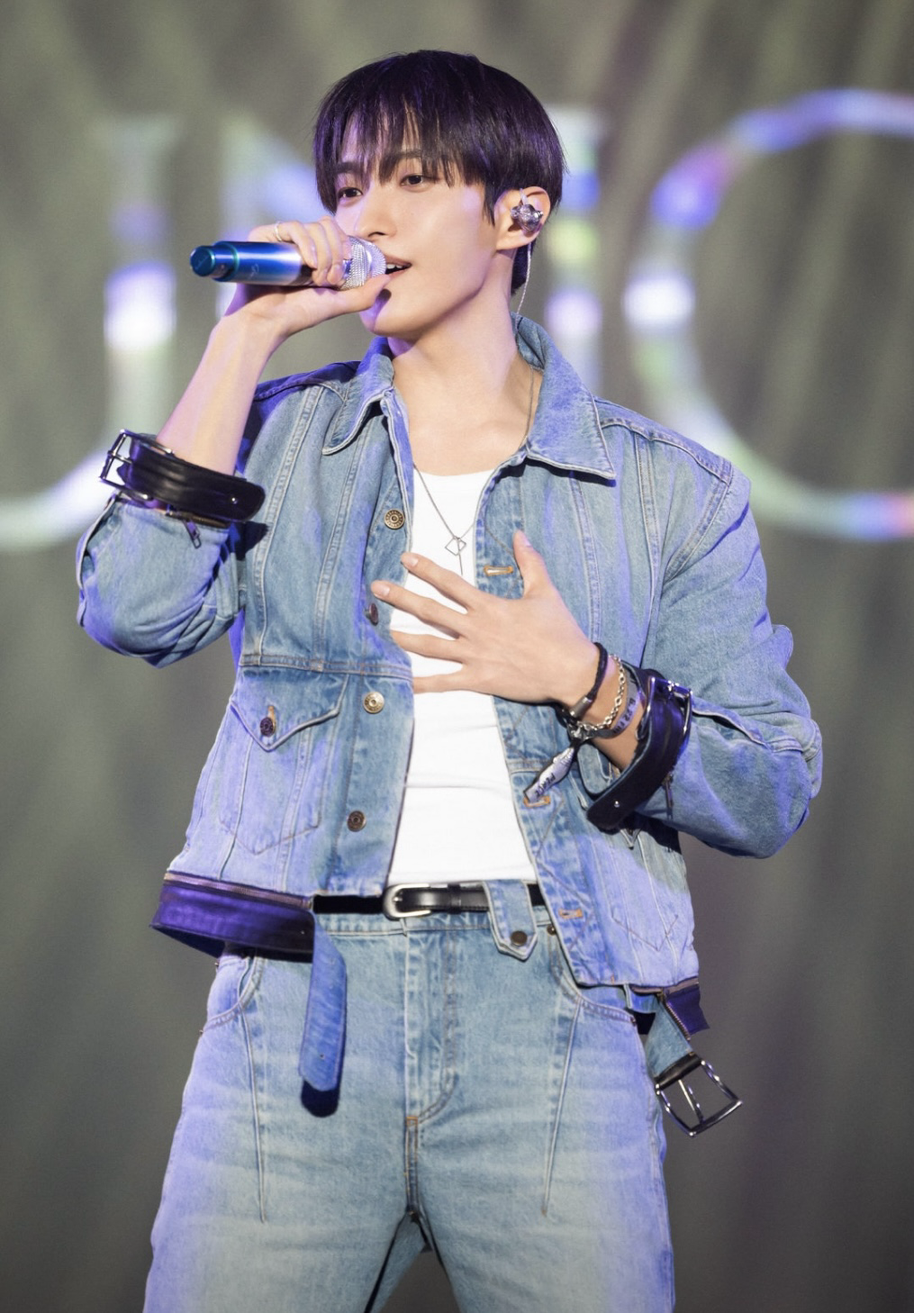 Foto aktivitas terbaru DK (SEVENTEEN)