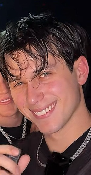 Fan-made special wallpaper for Alejandro (SANTOS BRAVOS)