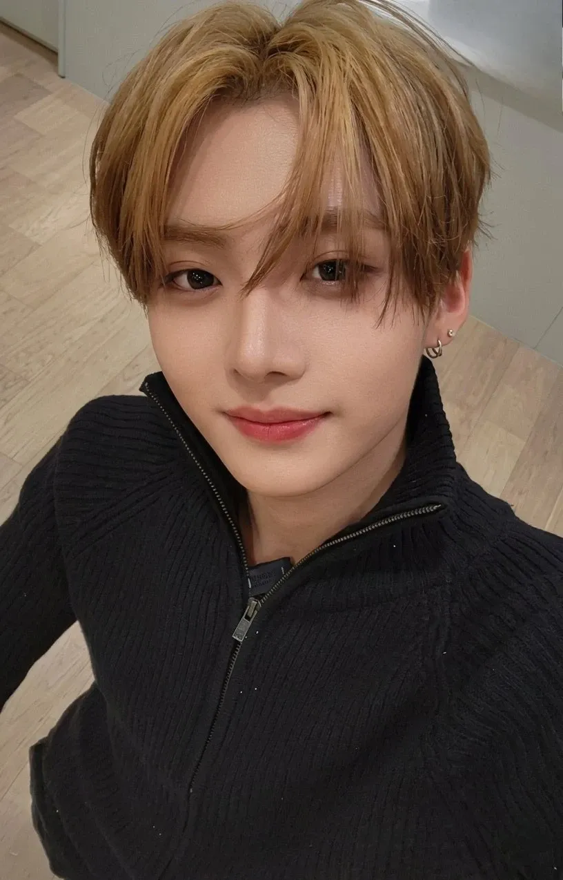 Behind-the-scenes cut of Lee Sangwon (ALPHA DRIVE ONE)