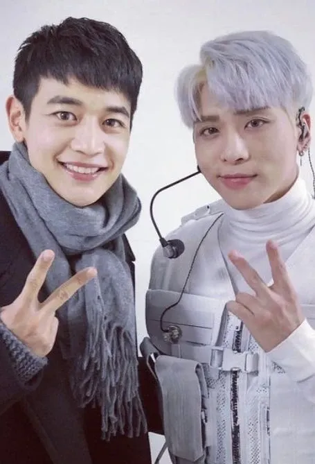 Recent activity shot of Jonghyun (SHINee)