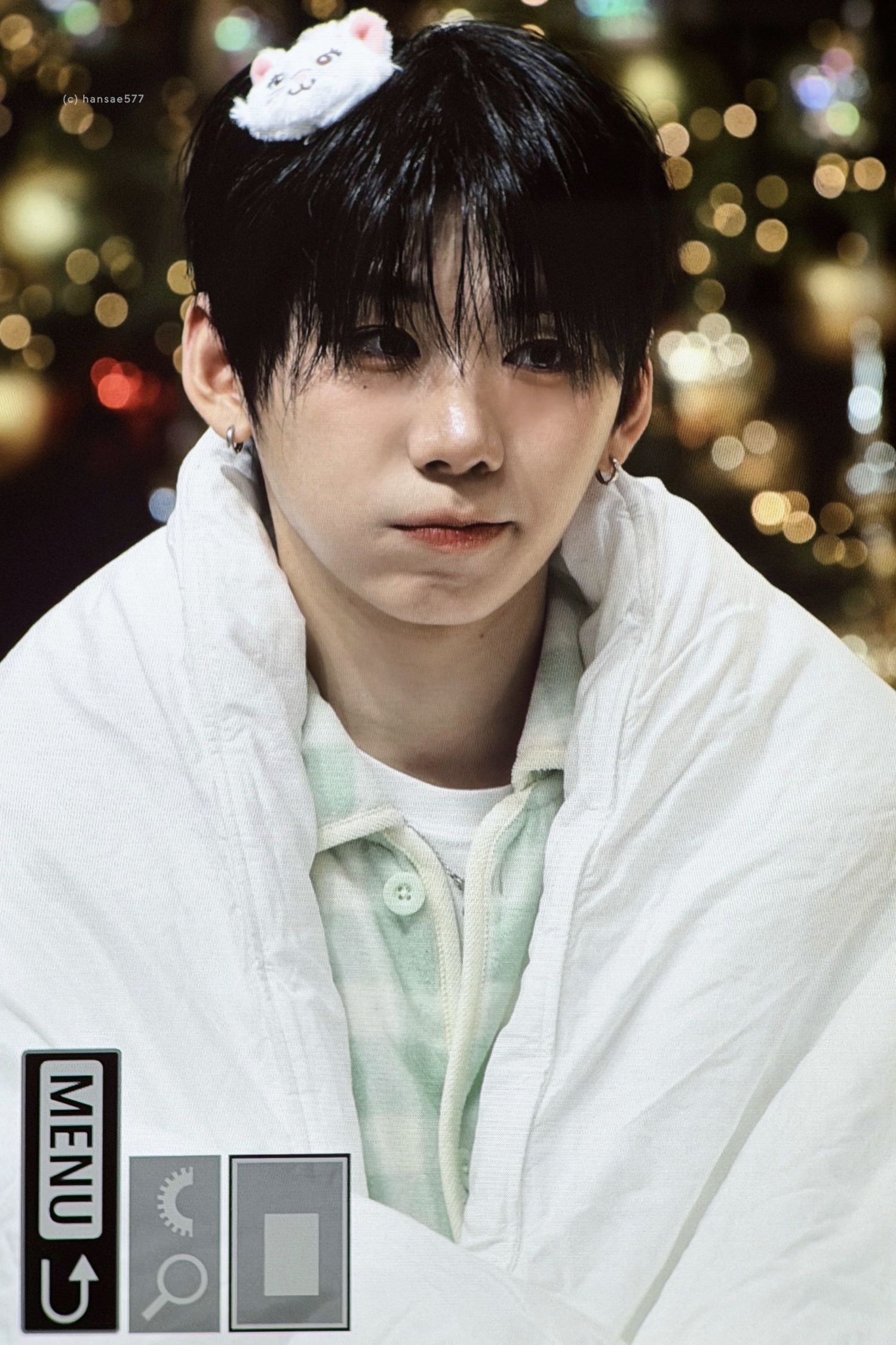 A moment captured by Park Han (AHOF)'s fan