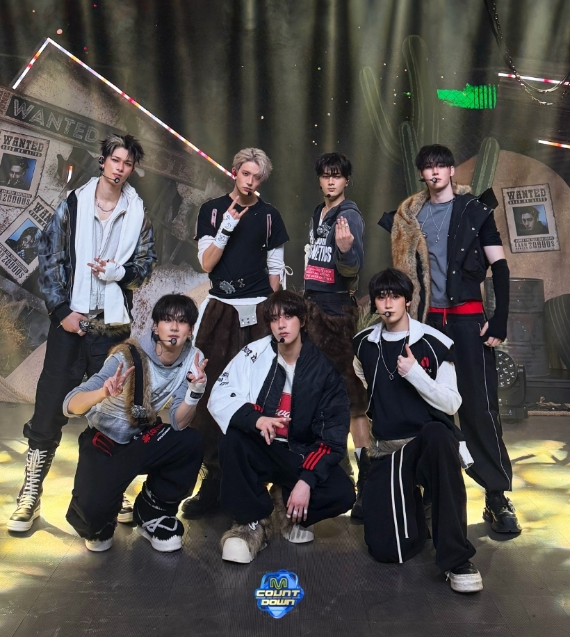 Today’s hot picks from the 니키 (ENHYPEN) community