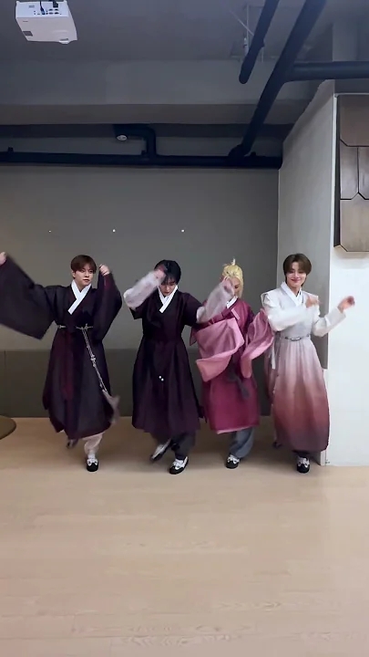 A heartfelt wallpaper shared by Seungmin (Stray Kids)'s fans