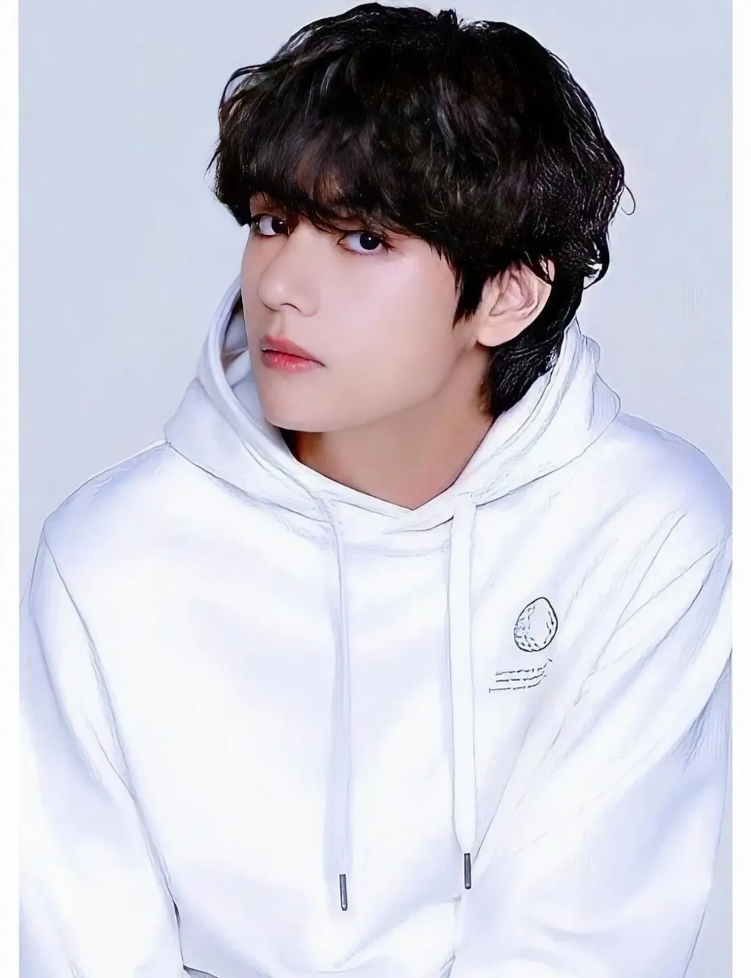 뷔 (방탄소년단) 최근 활동샷