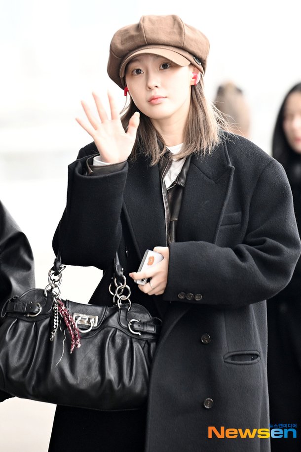 Recent activity shot of Kim Chaehyun (Kep1er)