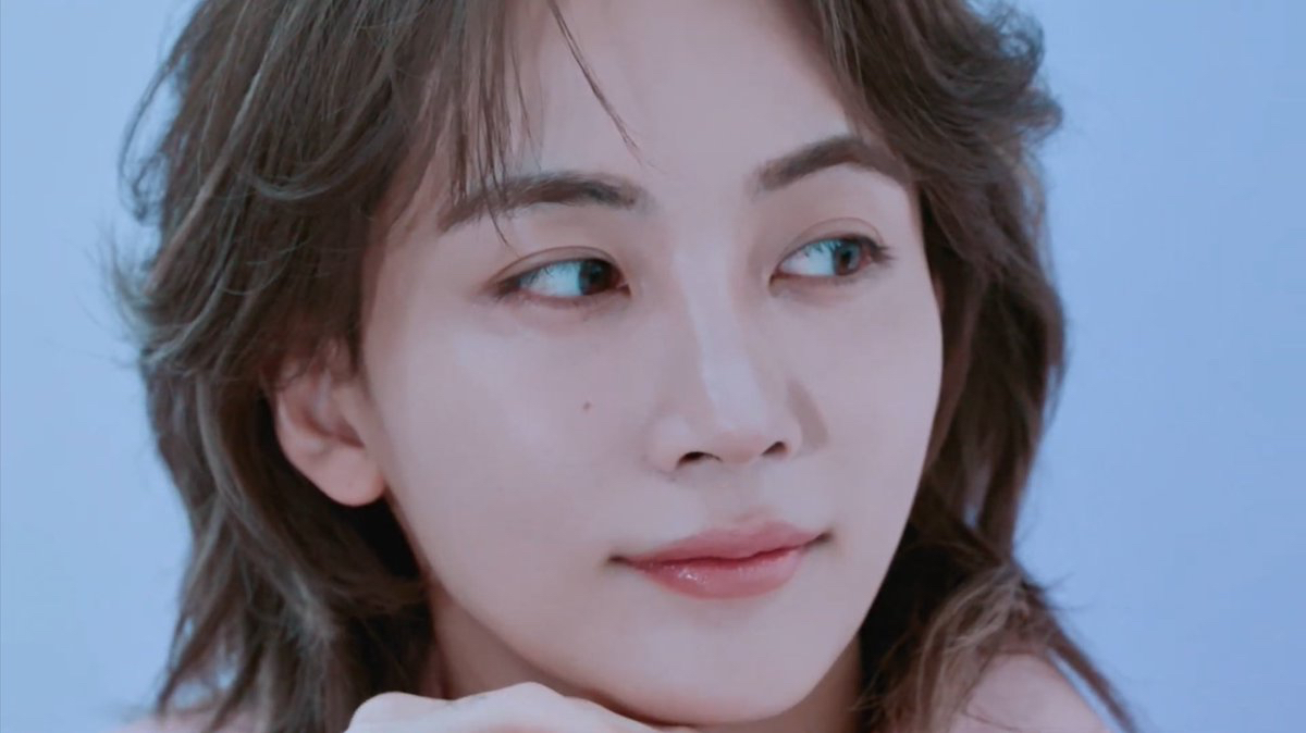 Recent activity shot of Jeonghan (SEVENTEEN)