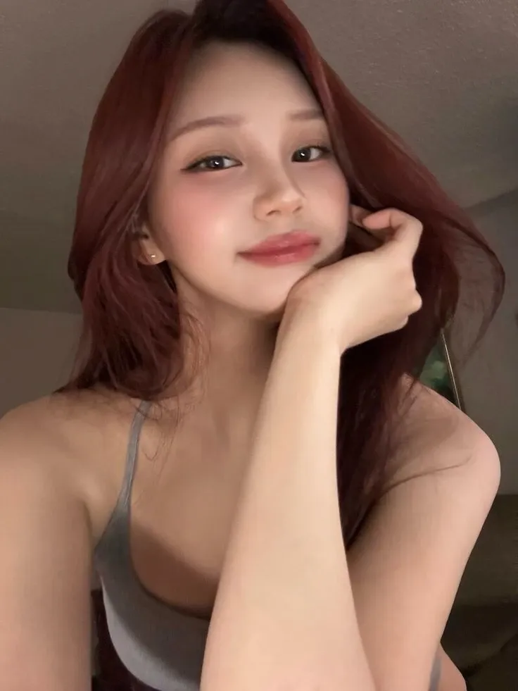 Behind-the-scenes cut of Umji (GFRIEND, VIVIZ)