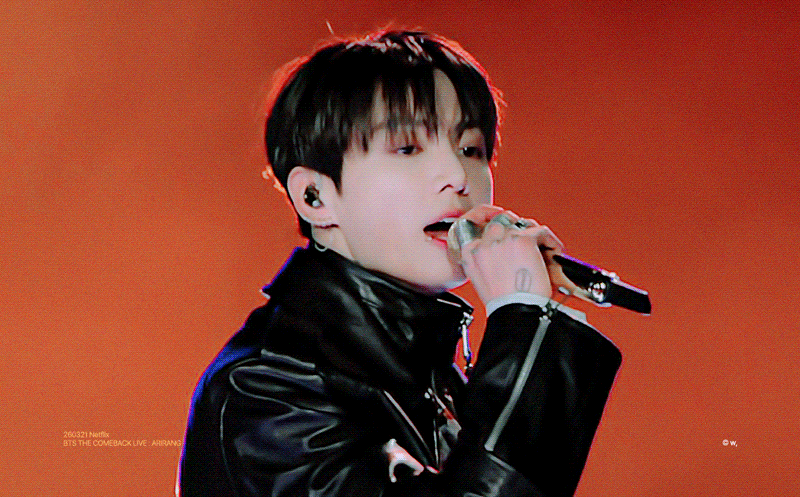 Momen yang diabadikan oleh penggemar Jungkook (BTS)