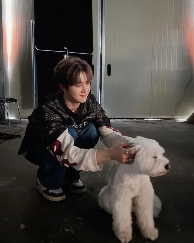 Behind-the-scenes cut of Seok Matthew (ZEROBASEONE)