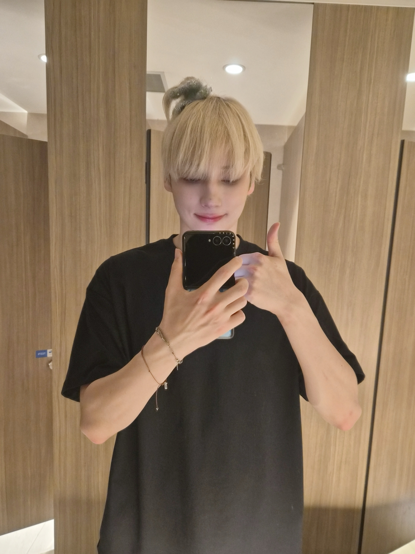 Latest photo of HueningKai (TOMORROW X TOGETHER)