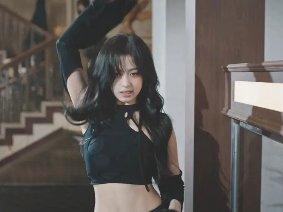 Latest photo of Ahyeon (BABYMONSTER)