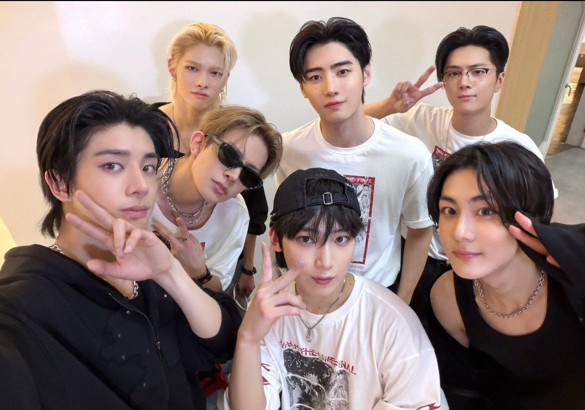 ENHYPEN의 최신 사진