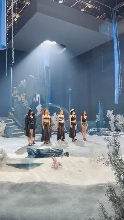 TWICE의 비하인드 컷