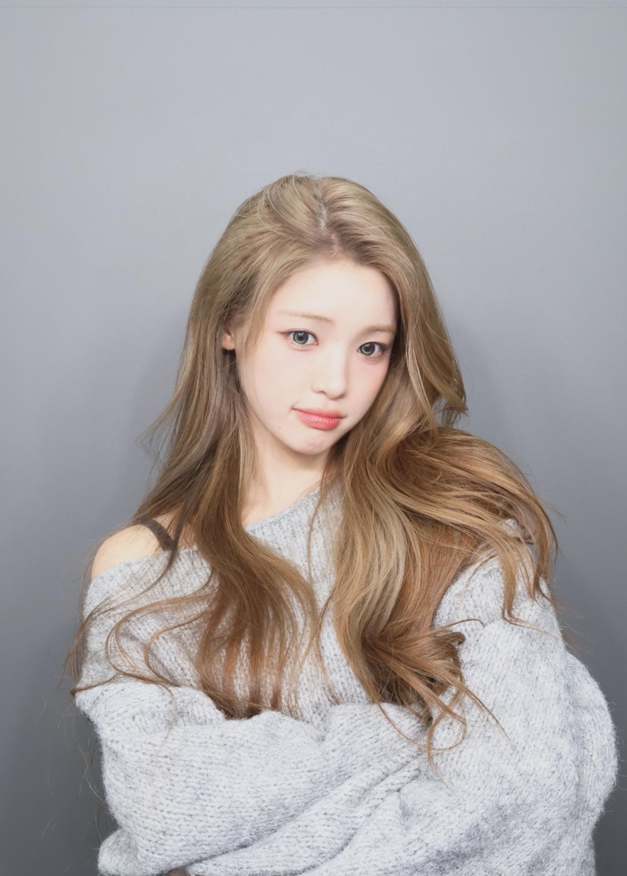 Behind-the-scenes cut of Yuha (Hearts2Hearts)