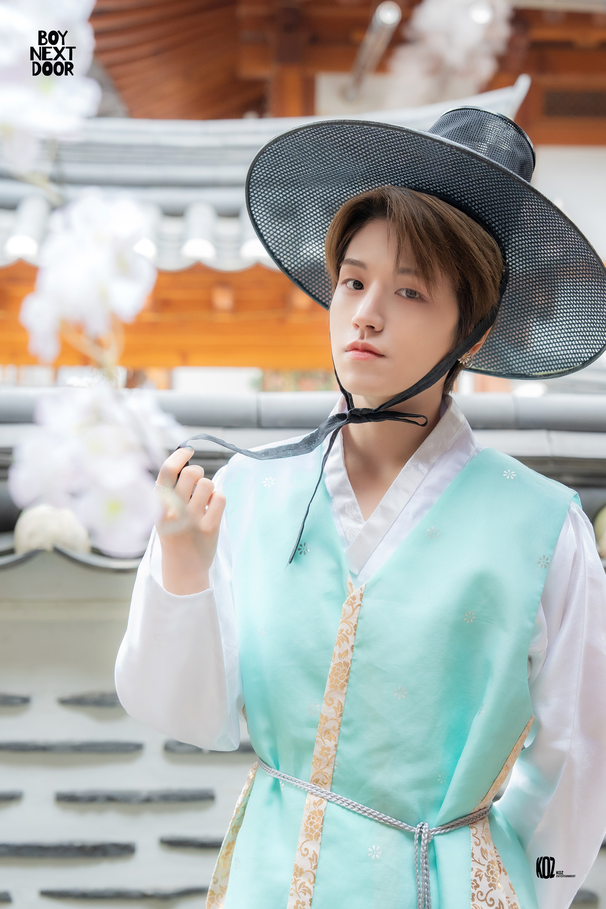 Latest photo of Riwoo (BOYNEXTDOOR)