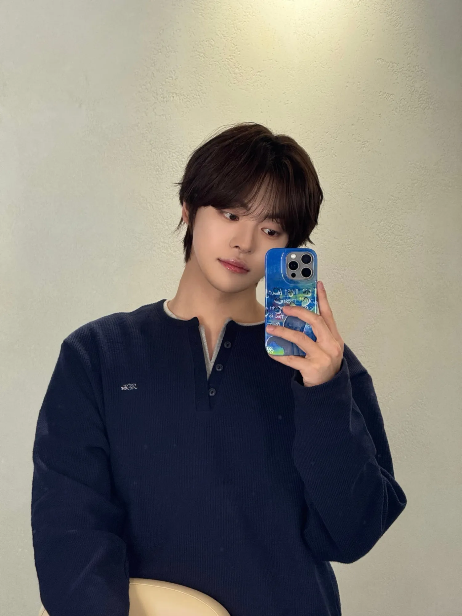 Behind-the-scenes cut of Lee Leo (ALPHA DRIVE ONE)