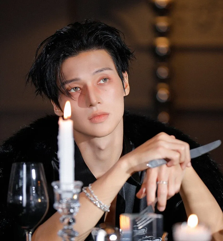 우영 (에이티즈)의 비하인드 컷