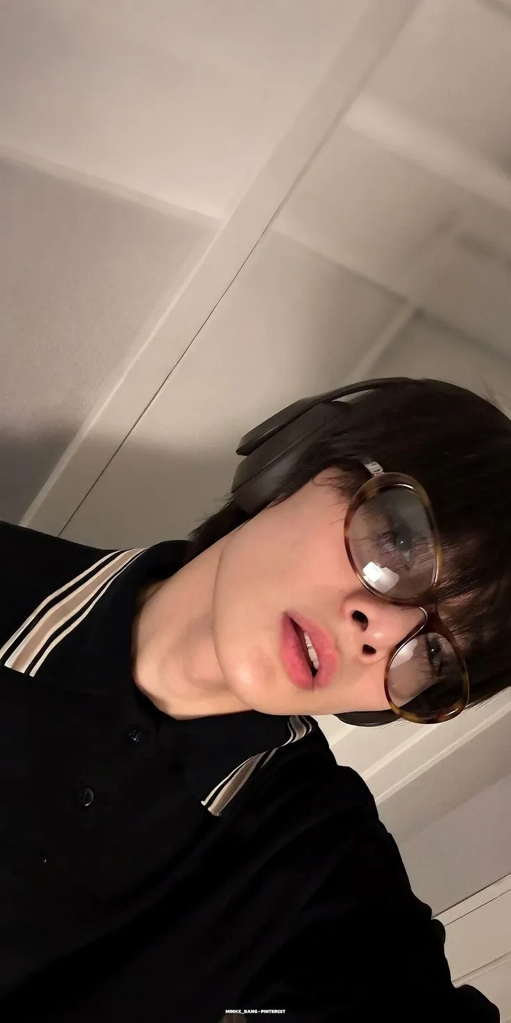 The most beloved wallpaper among I.N (Stray Kids)'s fans