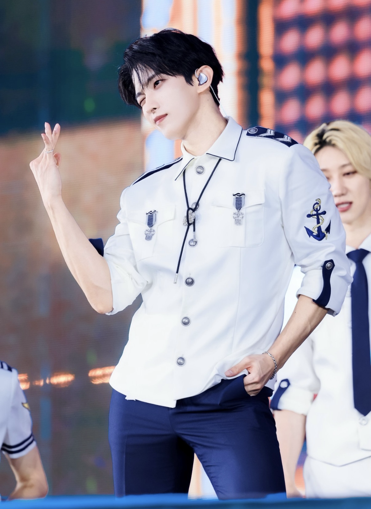 Behind-the-scenes cut of DK (SEVENTEEN)