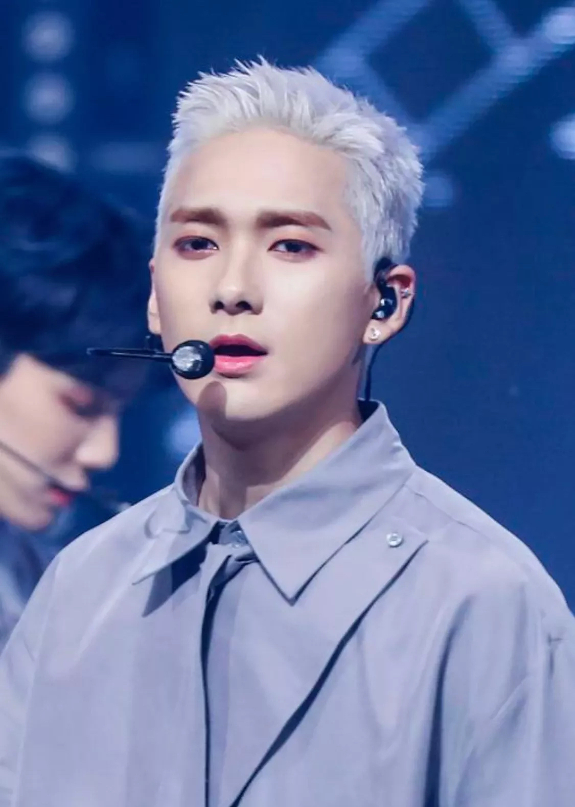 A moment captured by Aron's fan