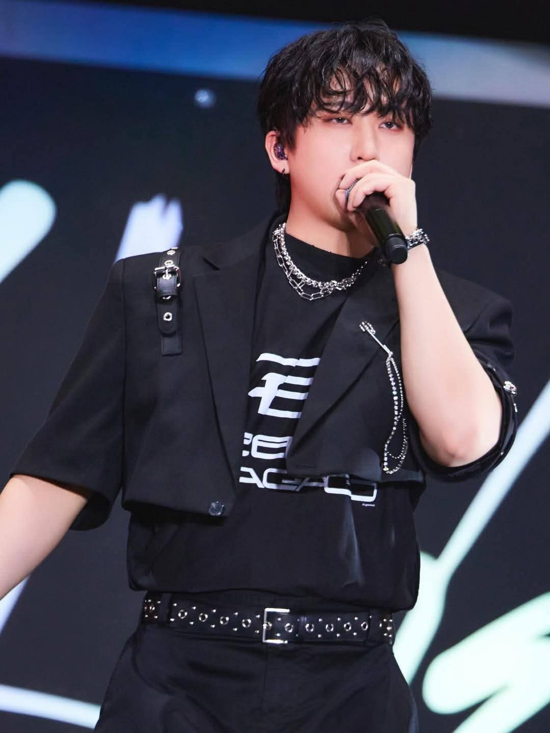 Behind-the-scenes cut of Changbin (Stray Kids)
