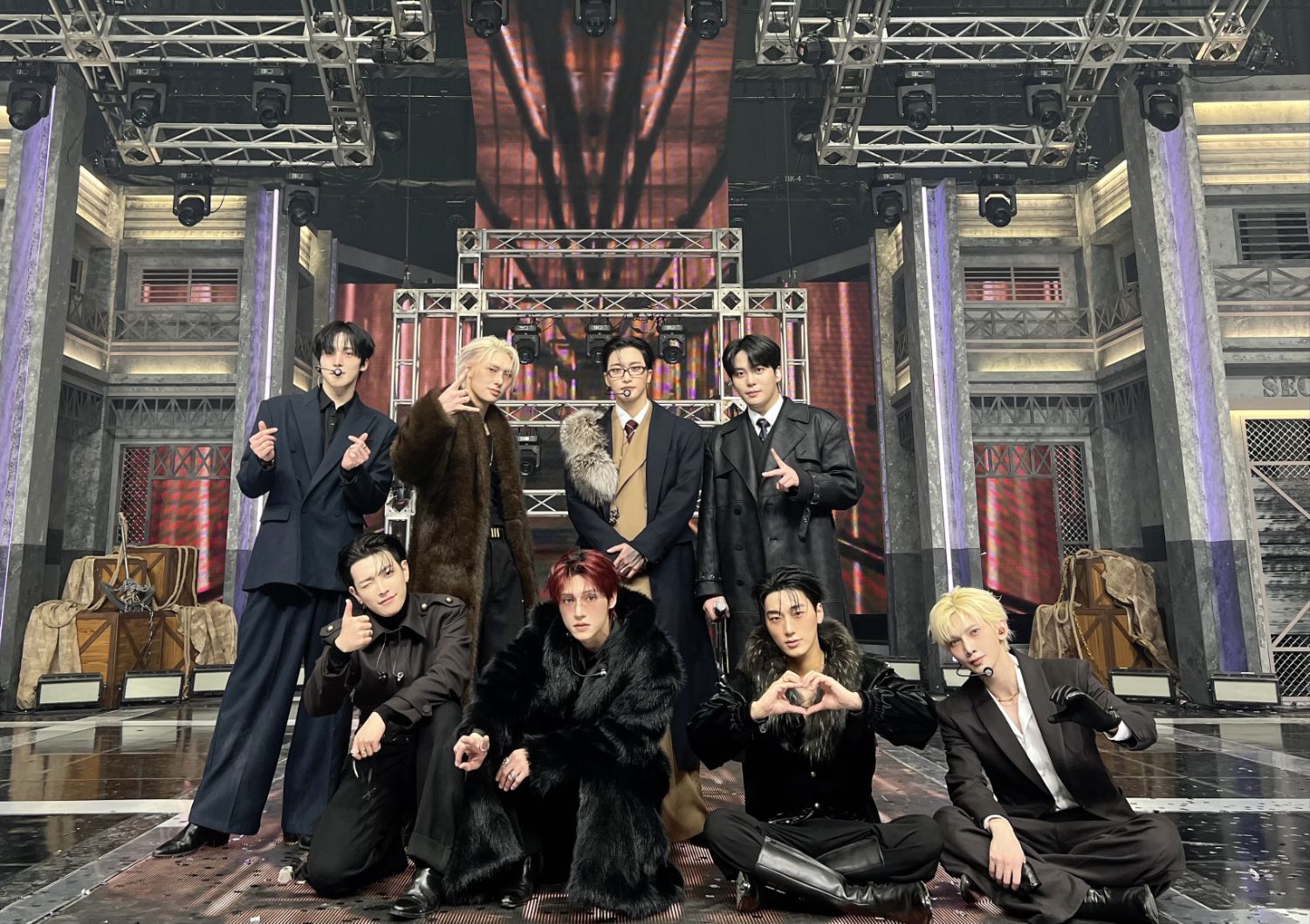 에이티즈의 비하인드 컷