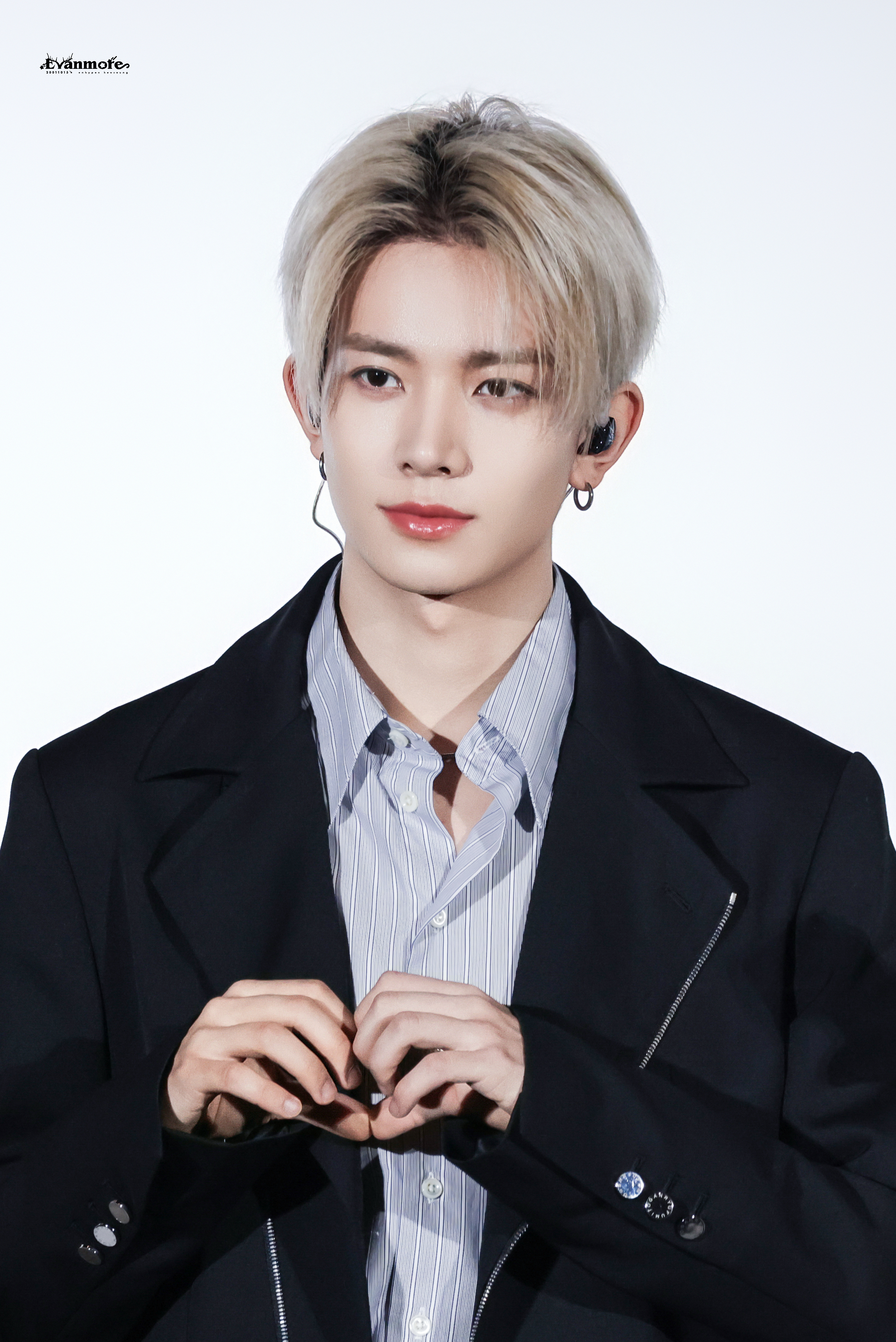 Behind-the-scenes cut of Heeseung (ENHYPEN)