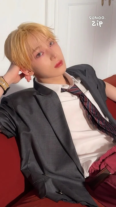 선우 (ENHYPEN) 최근 활동샷